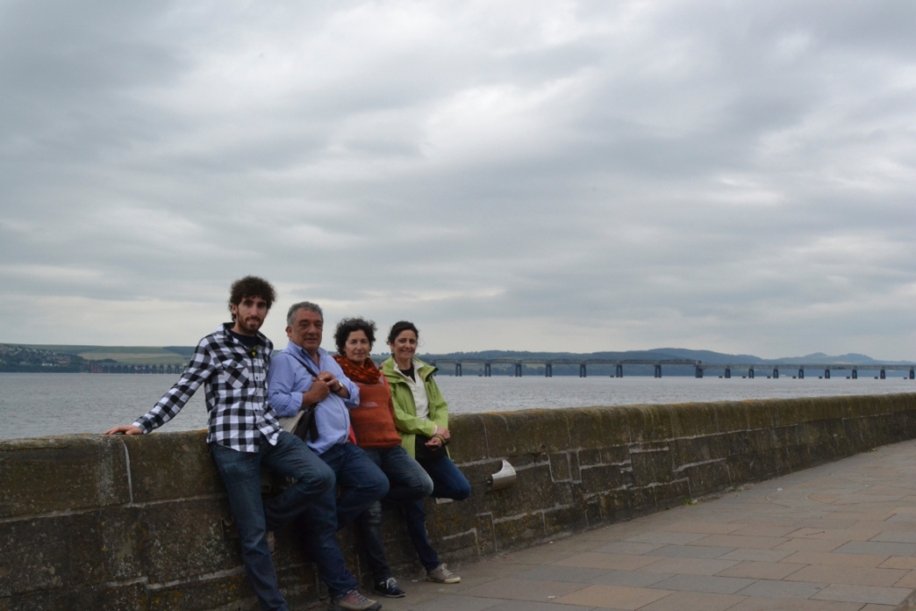 2014-07-Dundee-Train-Bridge.JPG