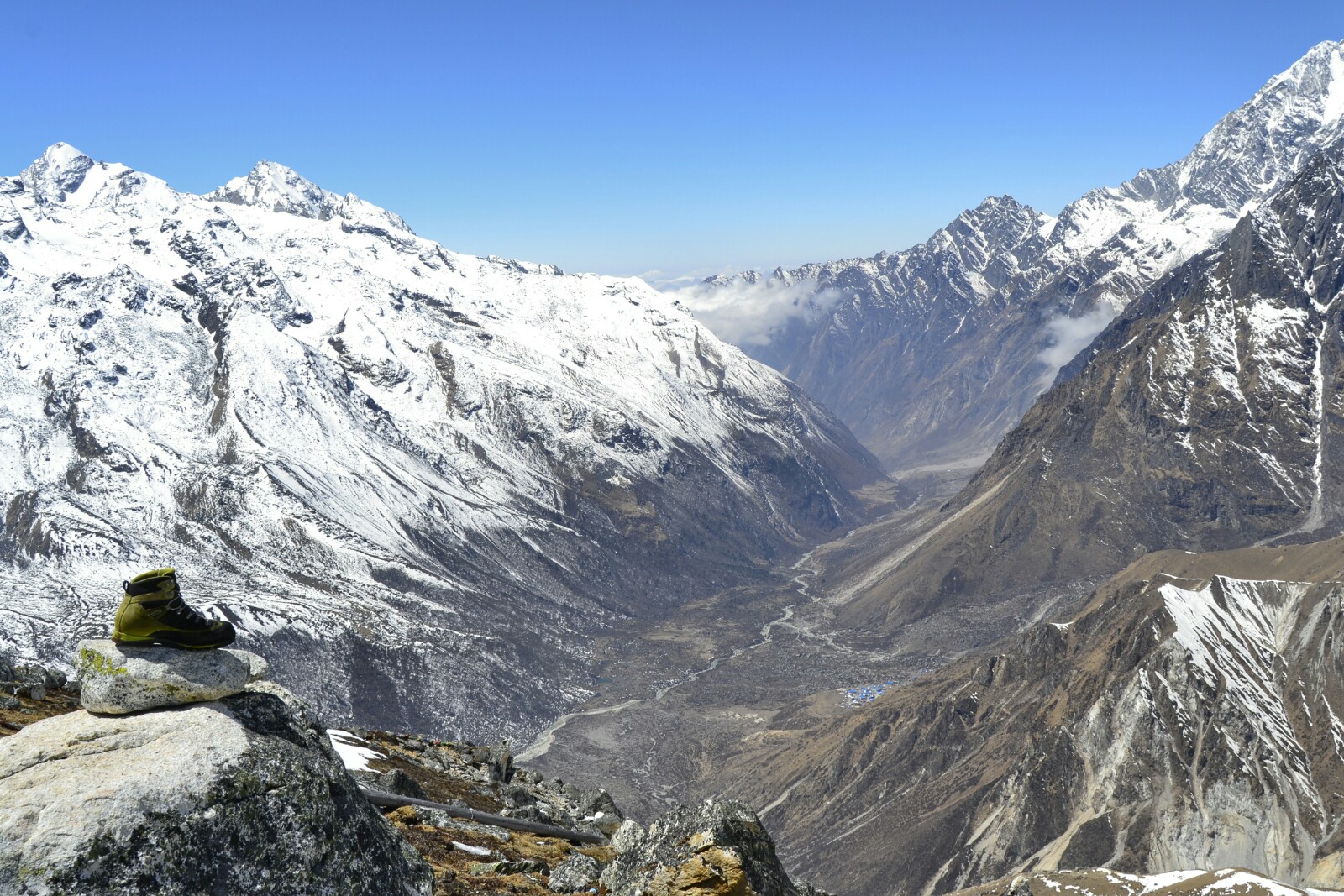 2017-03-nepal-Trekking-LGH-Dia-4-Tsergo-Ri-cima-langtang-kyanjin-bota