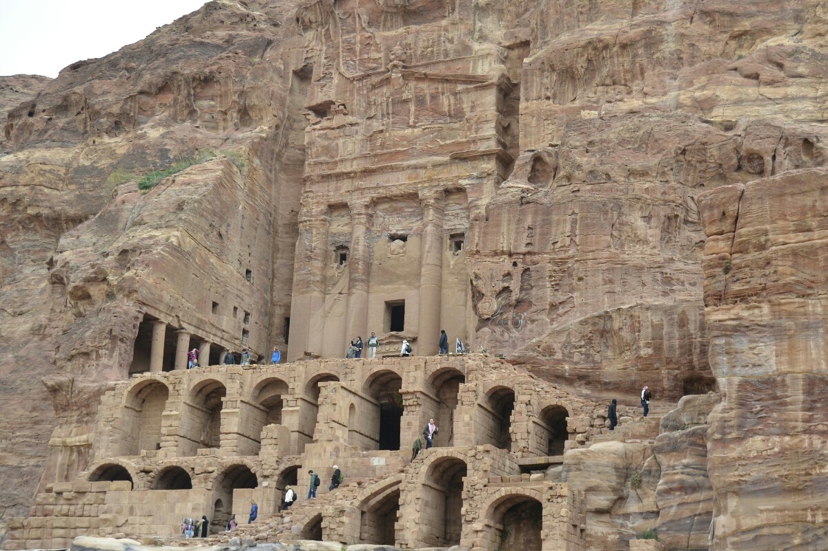 2018-12-jordania-petra-tumba-urna-3.jpeg