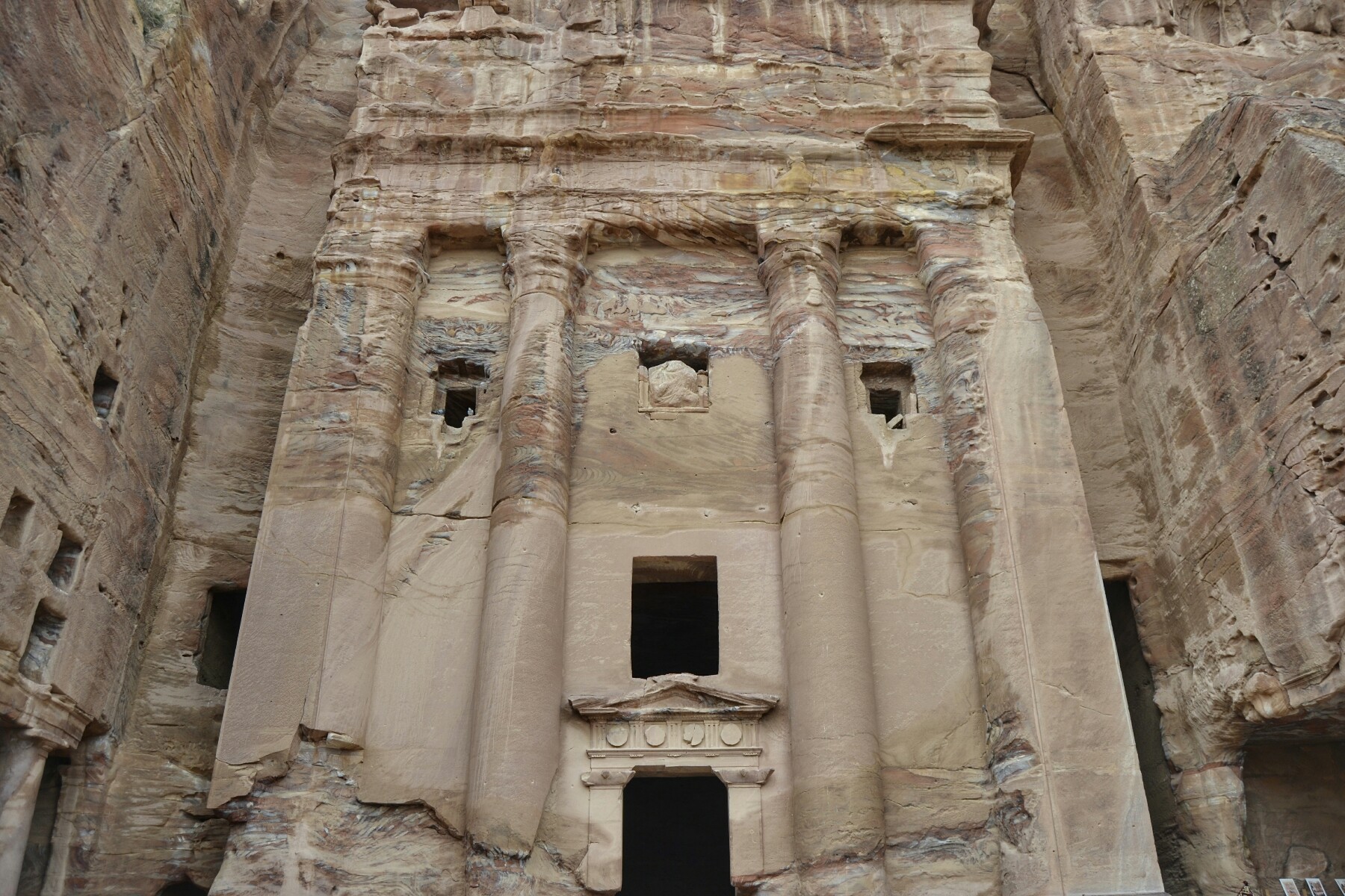 2018-12-jordania-petra-tumba-urna-5.jpeg