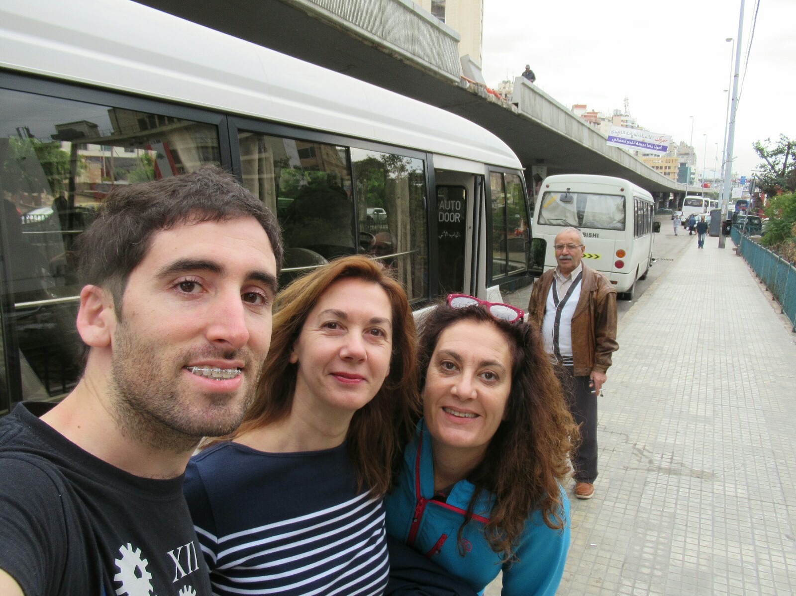 2018-12-libano-beirut-cola-bus-station-2