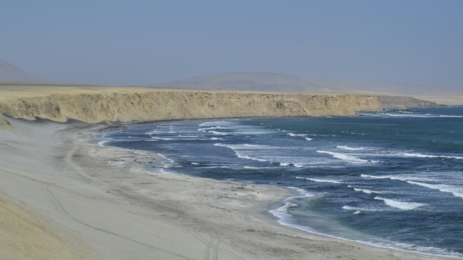 2019-08-peru-paracas-playa-supay-1