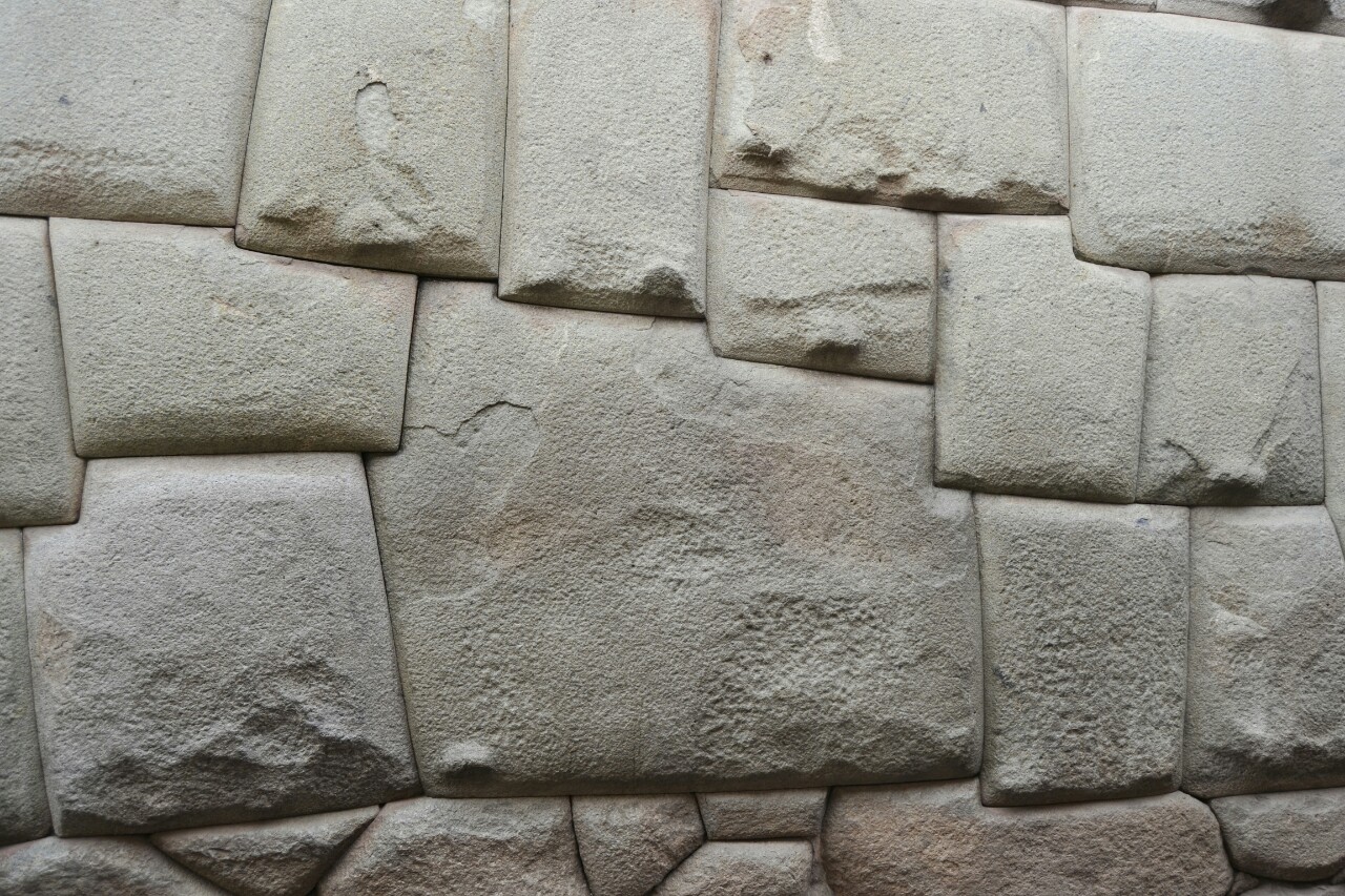 2019-09-peru-cusco-11-barrio-san-blas-piedra-12-angulos