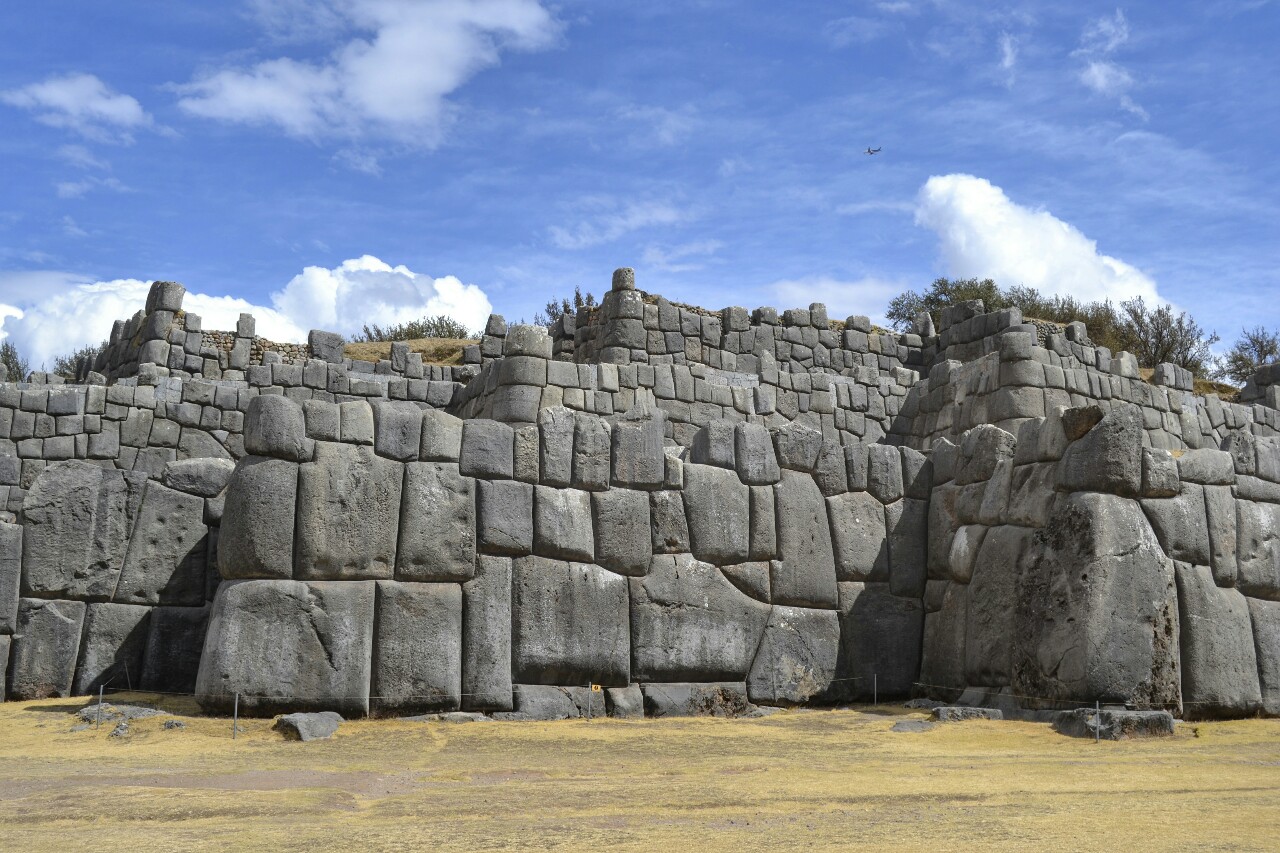 2019-09-peru-cusco-ruinas-saqsaywaman-02-murallas.jpeg