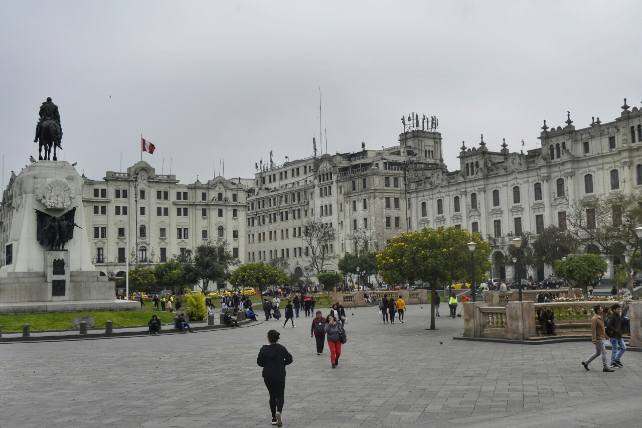 2019-09-peru-lima-plaza-san-martin.jpeg