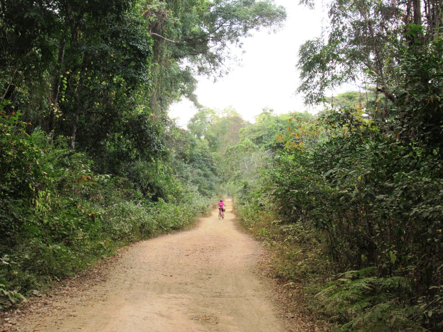 2019-12-laos-si-phan-don-Khone-12-ban-hang-khon-bici-vuelta-al-norte