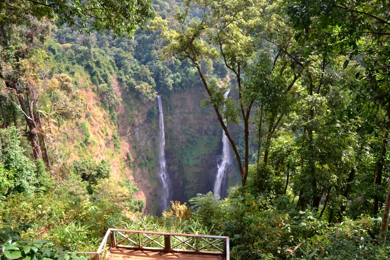 2019-12-laos-bolaven-plateau-dia-1-08-tad-fane