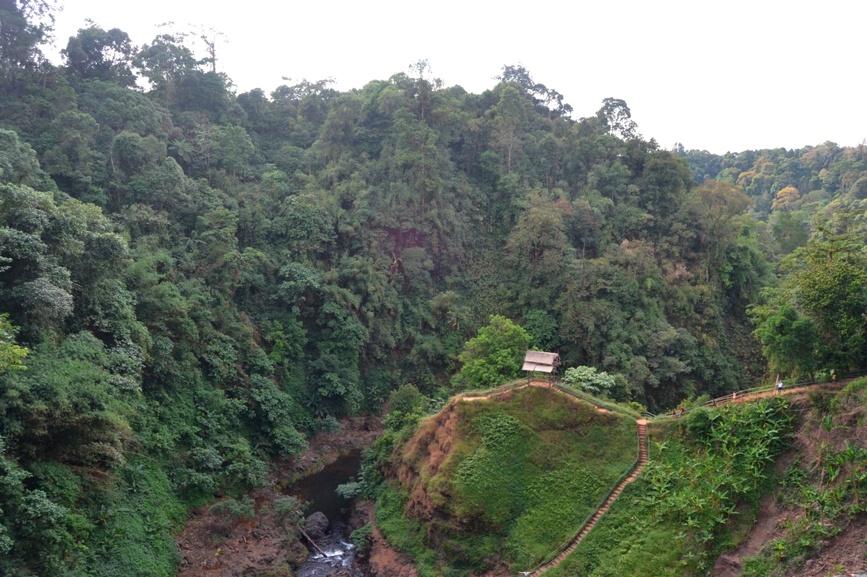 2019-12-laos-bolaven-plateau-dia-1-20-tad-yuang