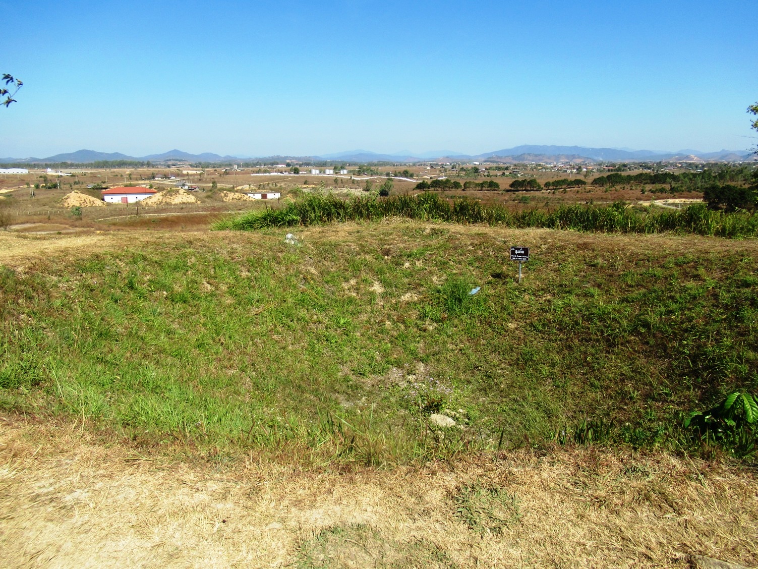 2019-12-laos-luang-phonsavan-xieng-khouang-plain-of-jars-sitio-1-09