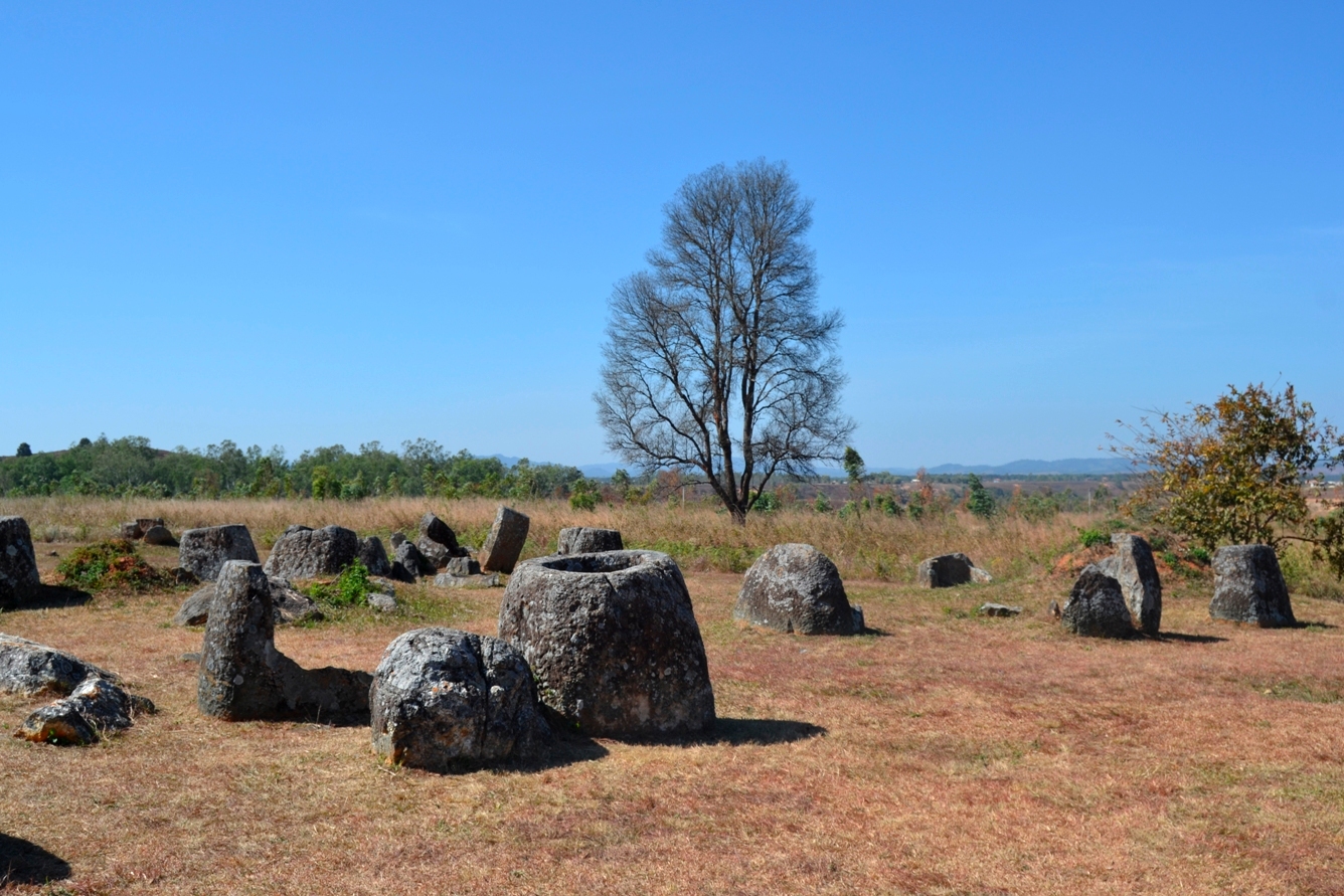 2019-12-laos-luang-phonsavan-xieng-khouang-plain-of-jars-sitio-1-12