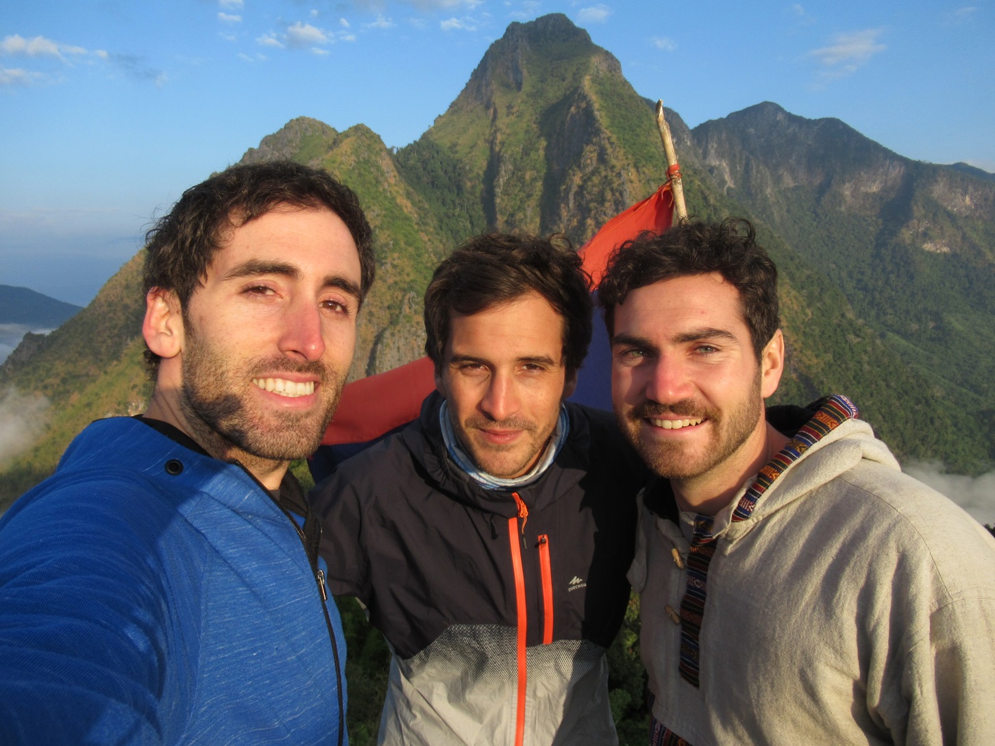 2019-12-laos-nong-khiaw-pico-phadeng-17