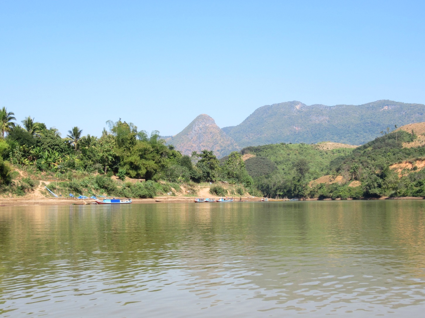 2019-12-laos-nong-khiaw-ruta-rio-nam-ou-16-kayak