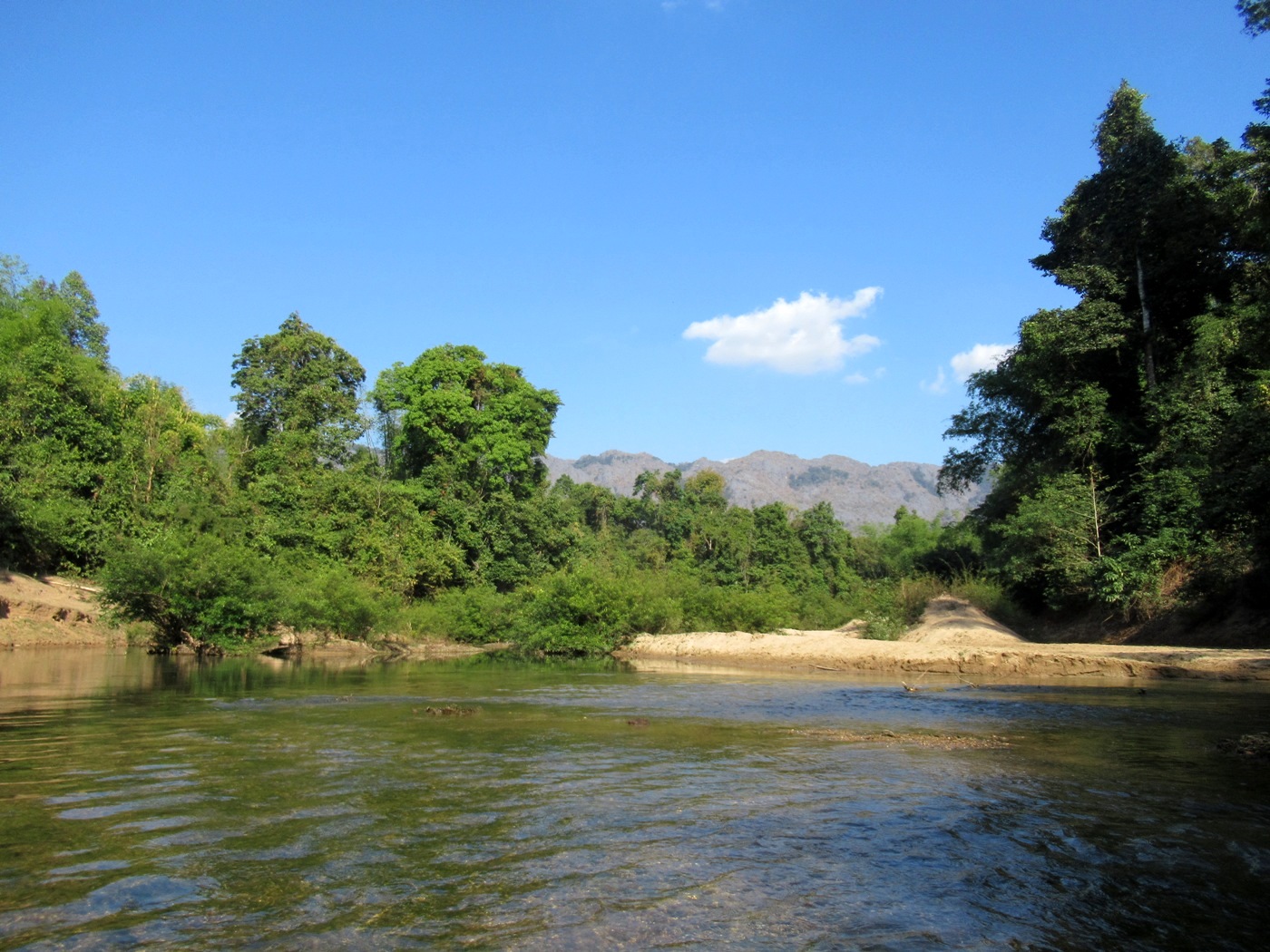 2019-12-laos-thakhek-loop-dia-3-22-kayak-nam-hinboun