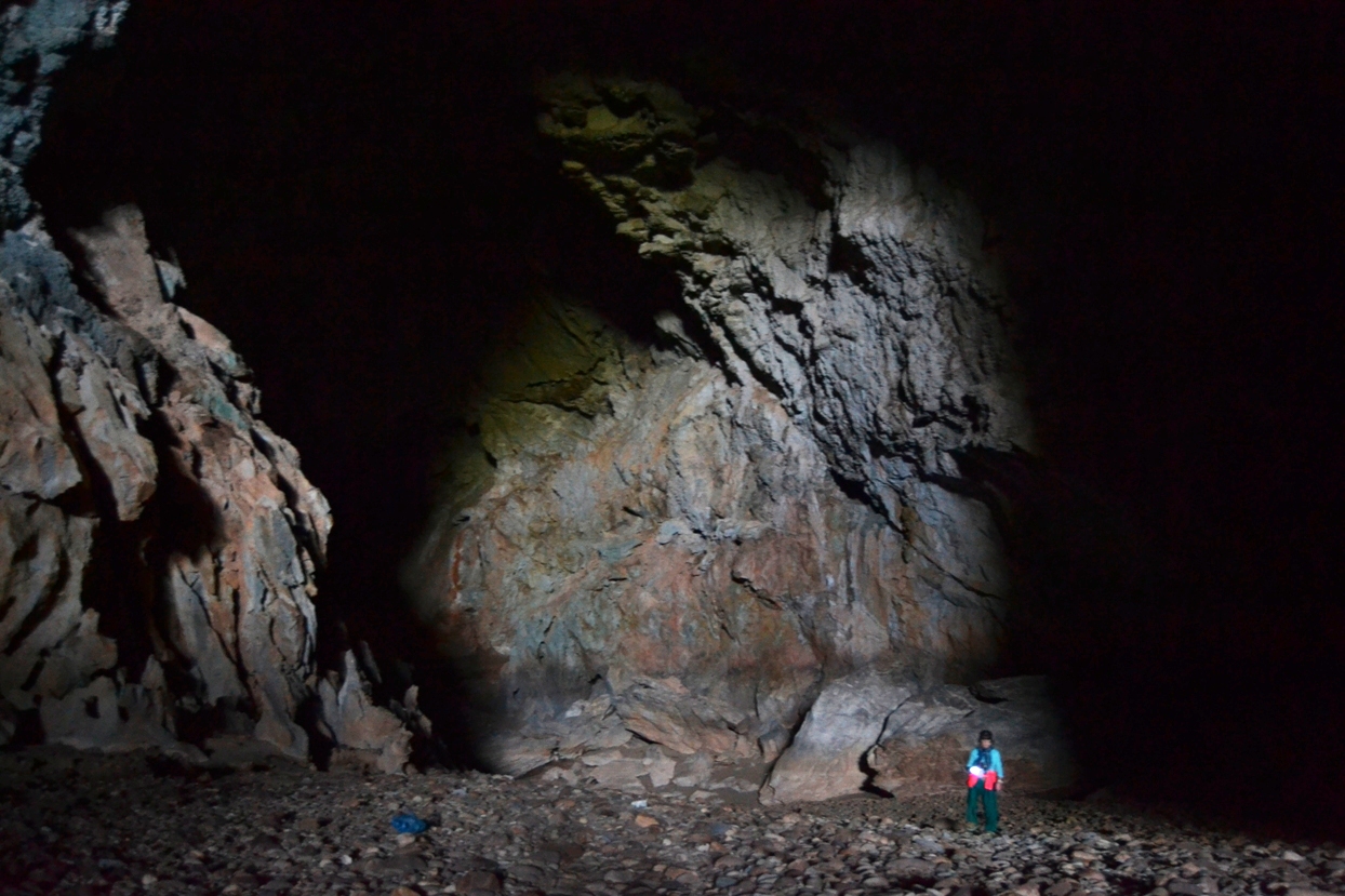 2019-12-laos-thakhek-loop-dia-4-05-cueva-nam-none