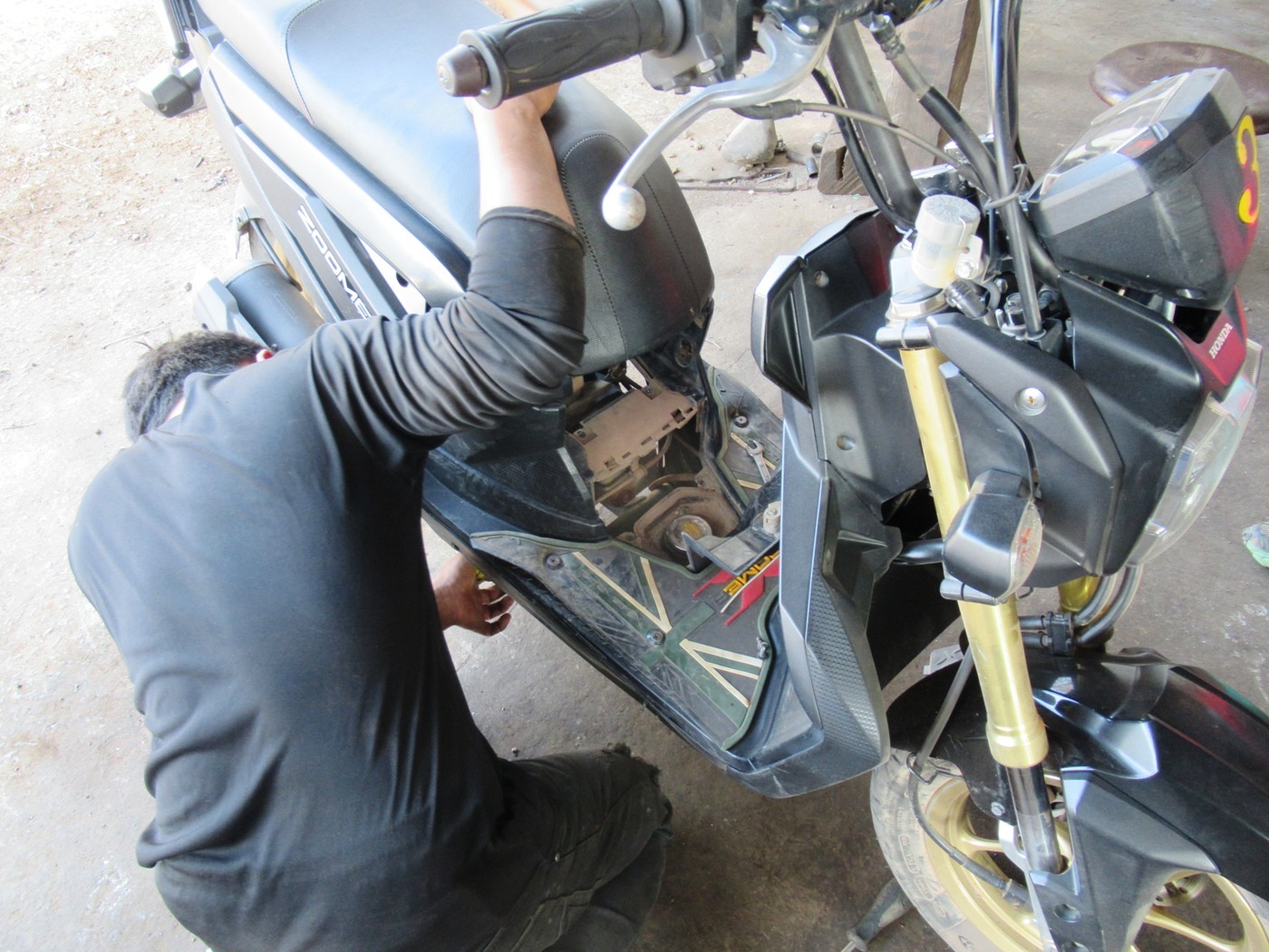 2019-12-laos-thakhek-loop-dia-4-19-taller