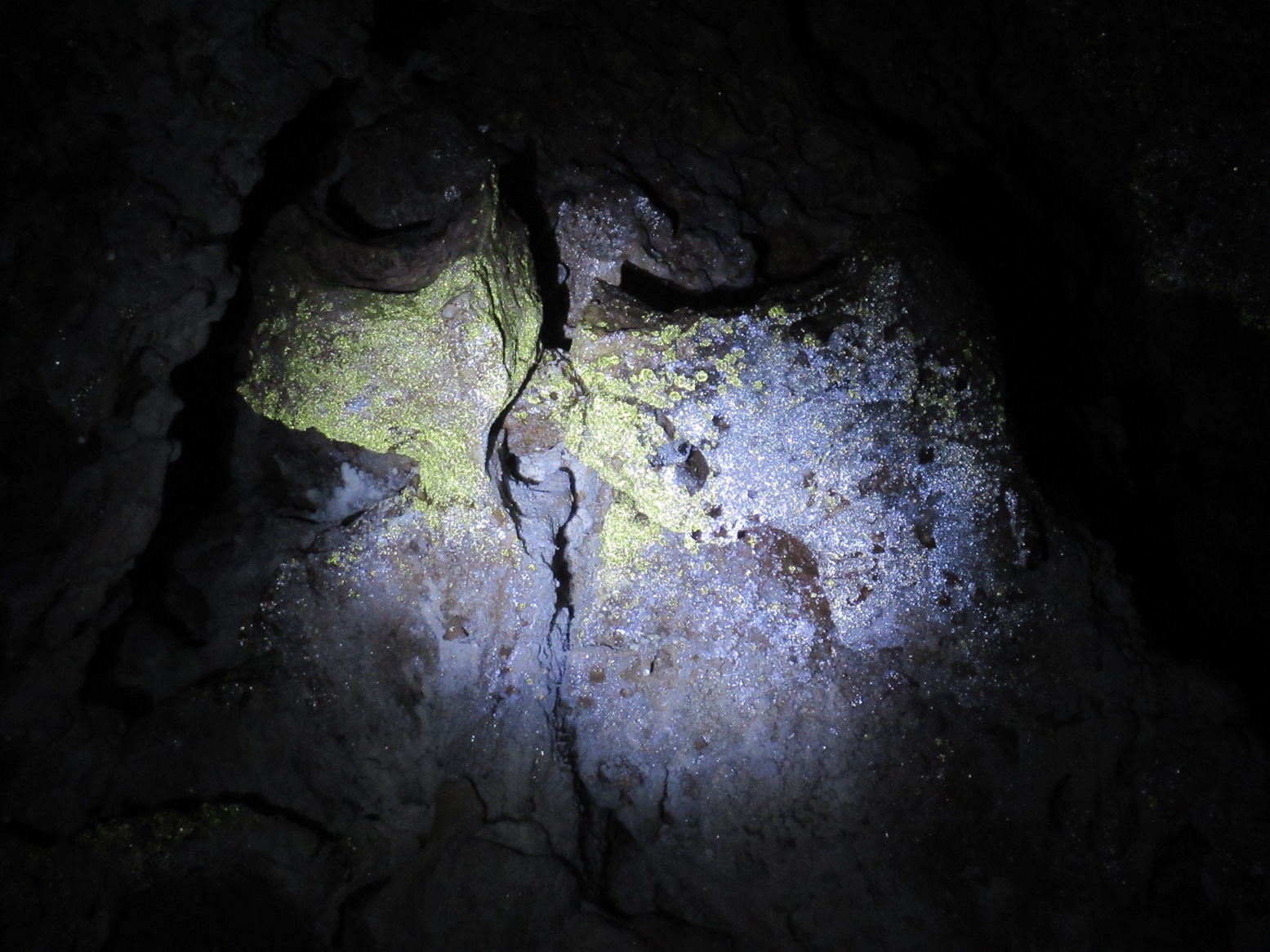 2019-12-laos-vang-vieng-cueva-flores-10