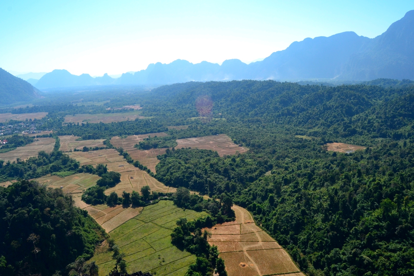 2019-12-laos-vang-vieng-nam-xay-05