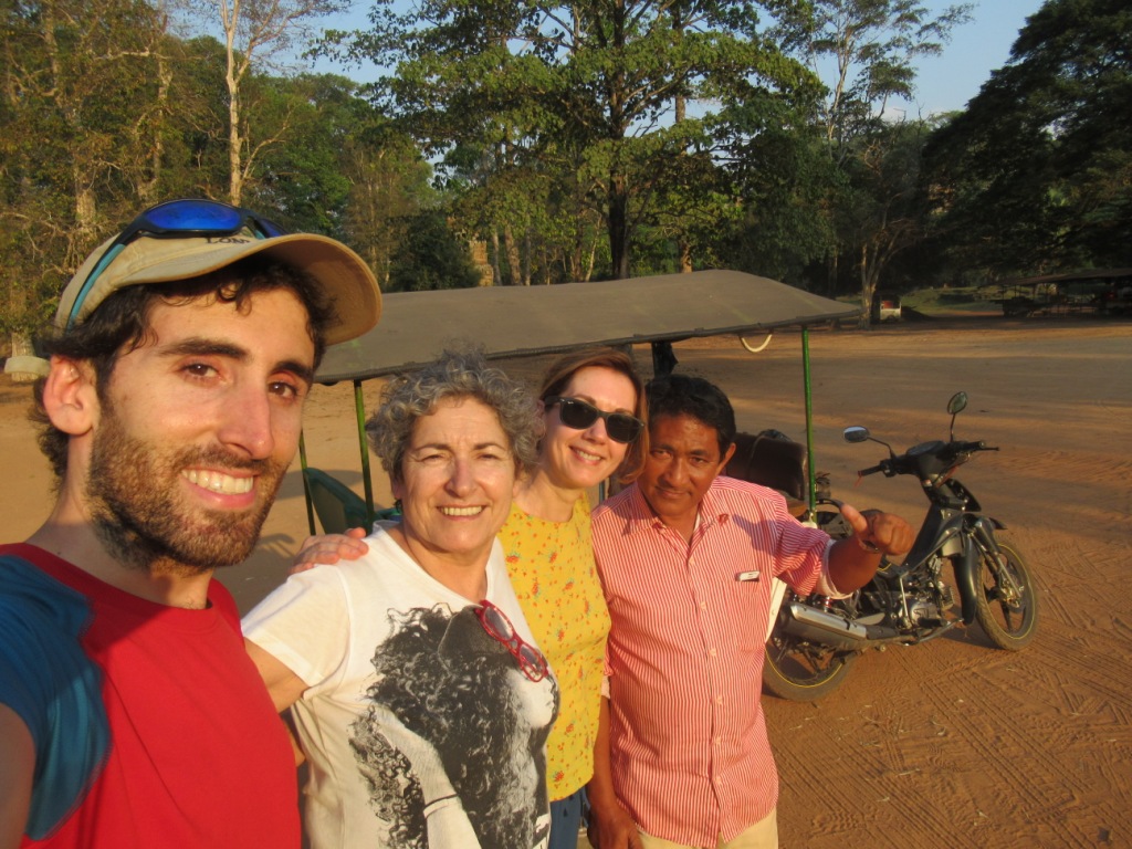 2019-12-camboya-angkor-con-mr-vebol