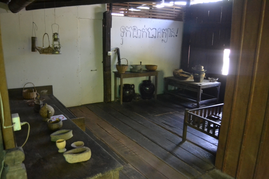 2019-12-camboya-battambang-casa-Bun-Roeung-2