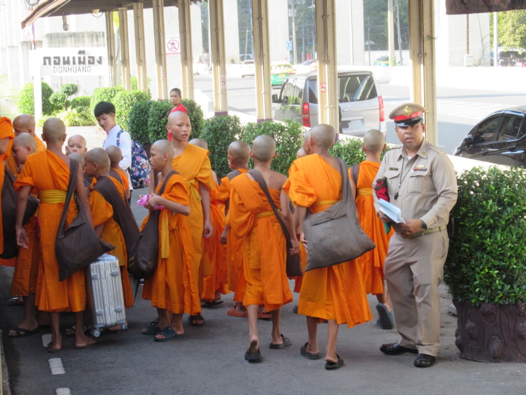 2019-10-tailandia-ayutthaya-tren-1