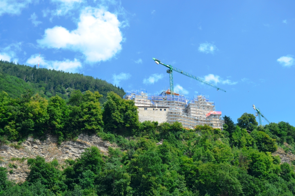 2023-07-liechtenstein-vaduz-18-centro-ciudad-vistas-castillo