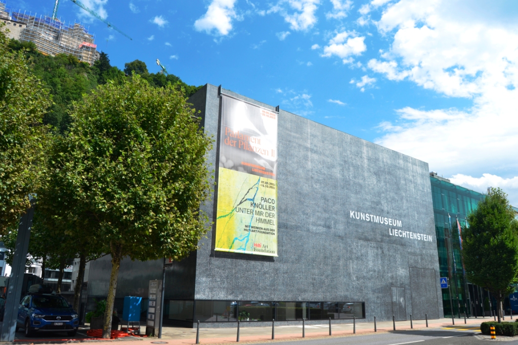 2023-07-liechtenstein-vaduz-19-centro-ciudad-Kunstmuseum